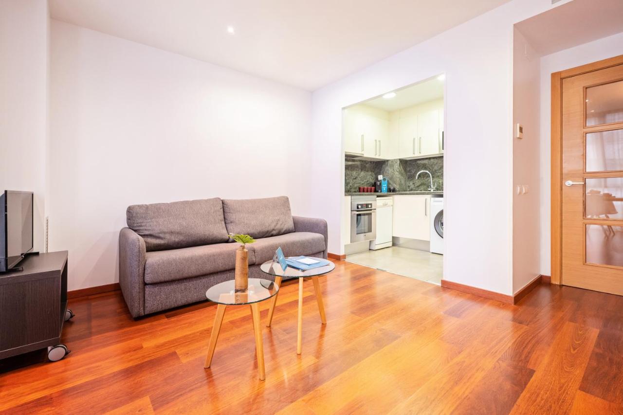 Sweett - Eixample Apartment Barcelona Bagian luar foto
